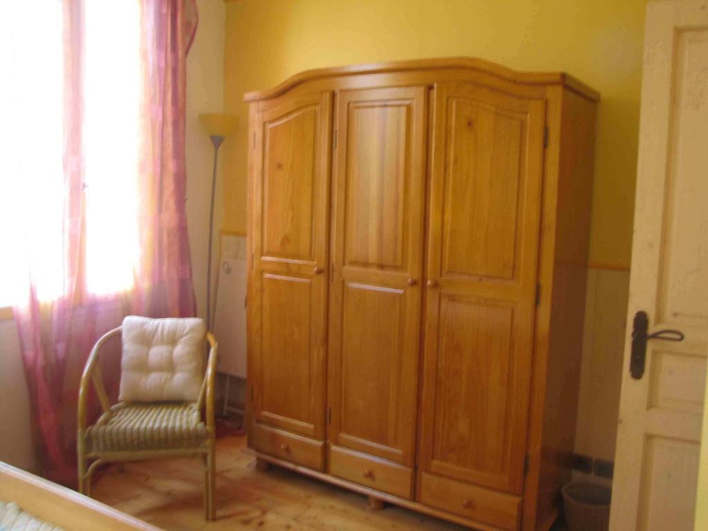 Chambres D'Hotes Les Pensees Douces Оксер Стая снимка
