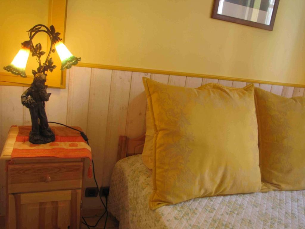 Chambres D'Hotes Les Pensees Douces Оксер Стая снимка