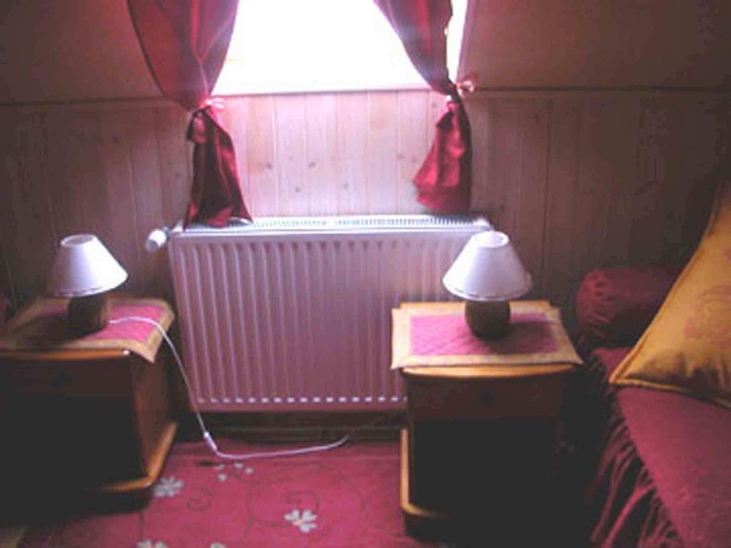 Chambres D'Hotes Les Pensees Douces Оксер Стая снимка